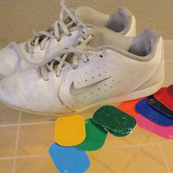 nike cheer shoes color inserts